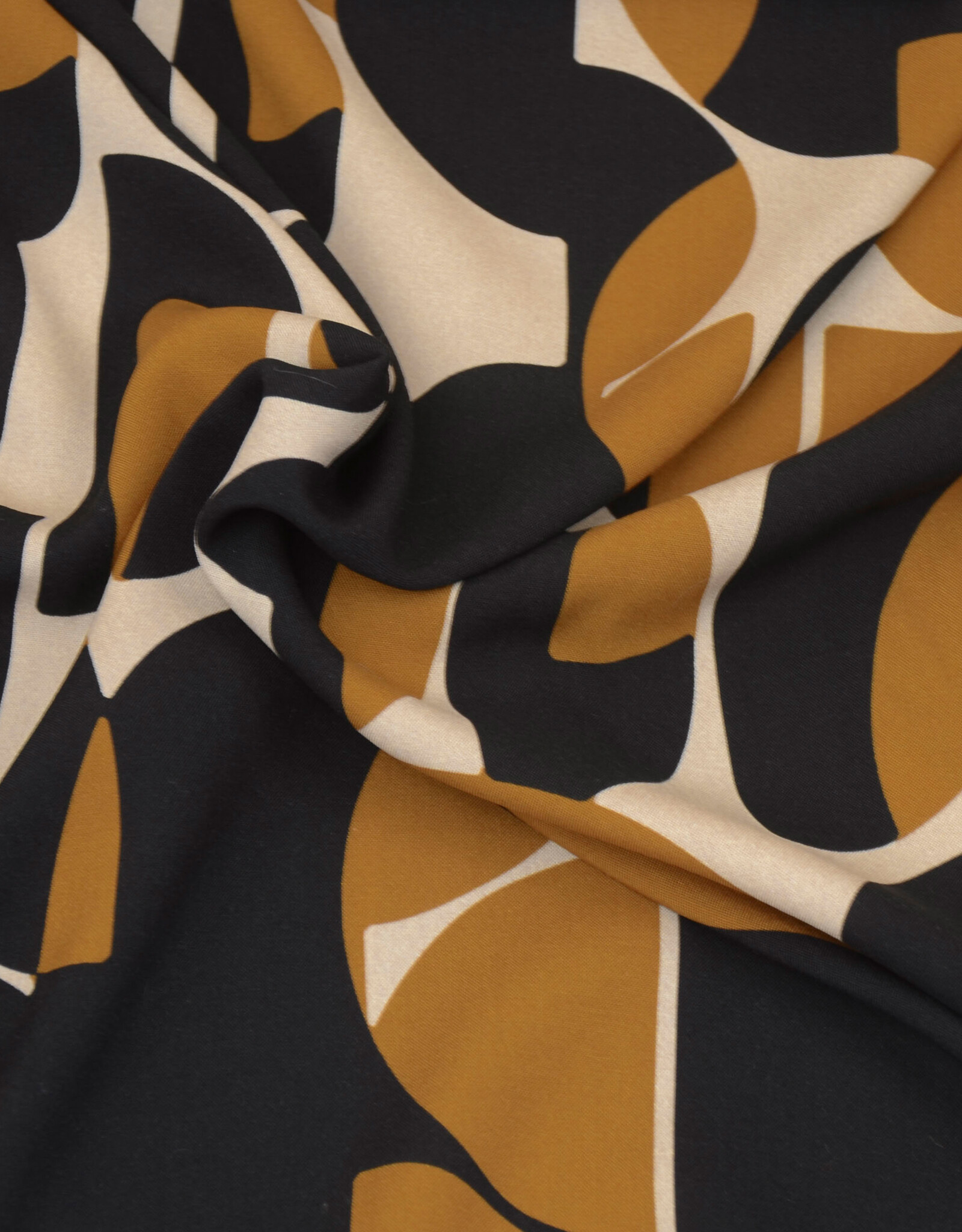 Viscose Xelta abstract roest zwart beige