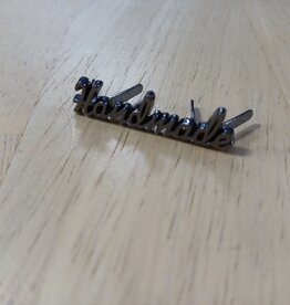 Stoffenschuur selectie Label metaal handmade nikkel  per stuk