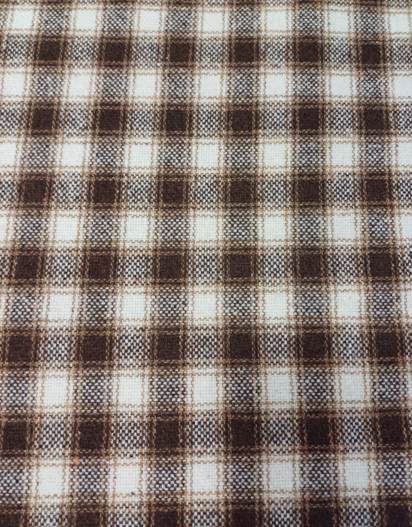 Wol geruit bruintinten