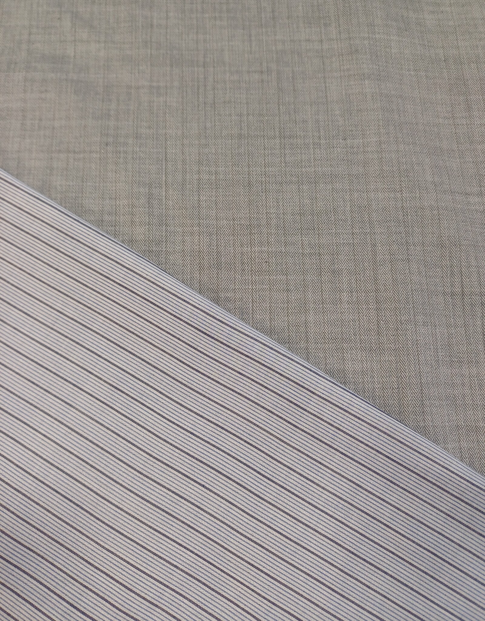 COUPON 50X150CM Dubbelzijdig katoen visgraat grijs, strepen