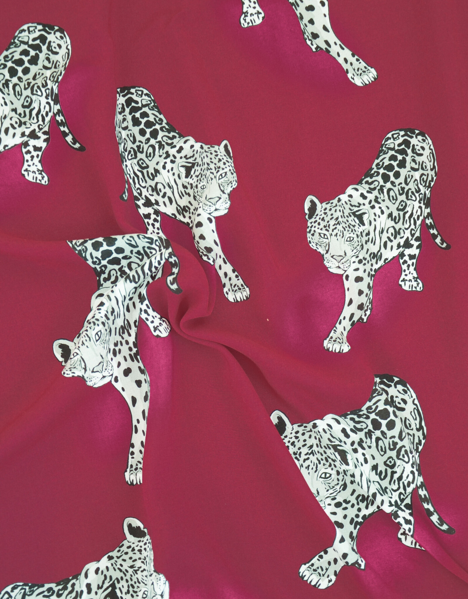 Viscose leopard fel fuchsia