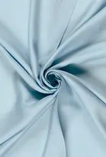 Viscose satijnlook  uni babyblauw
