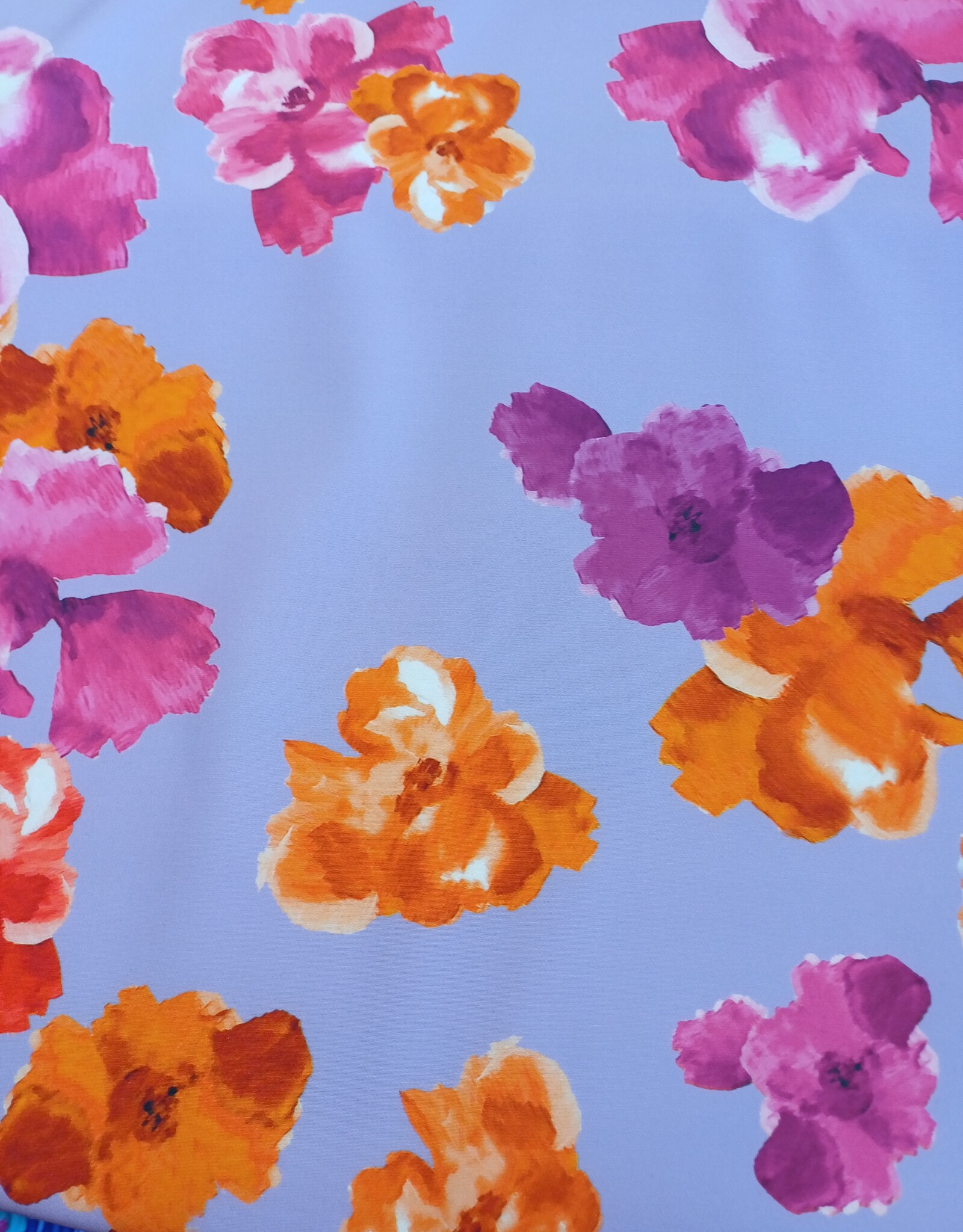 Scuba crepe 2way geprint bloemen lila
