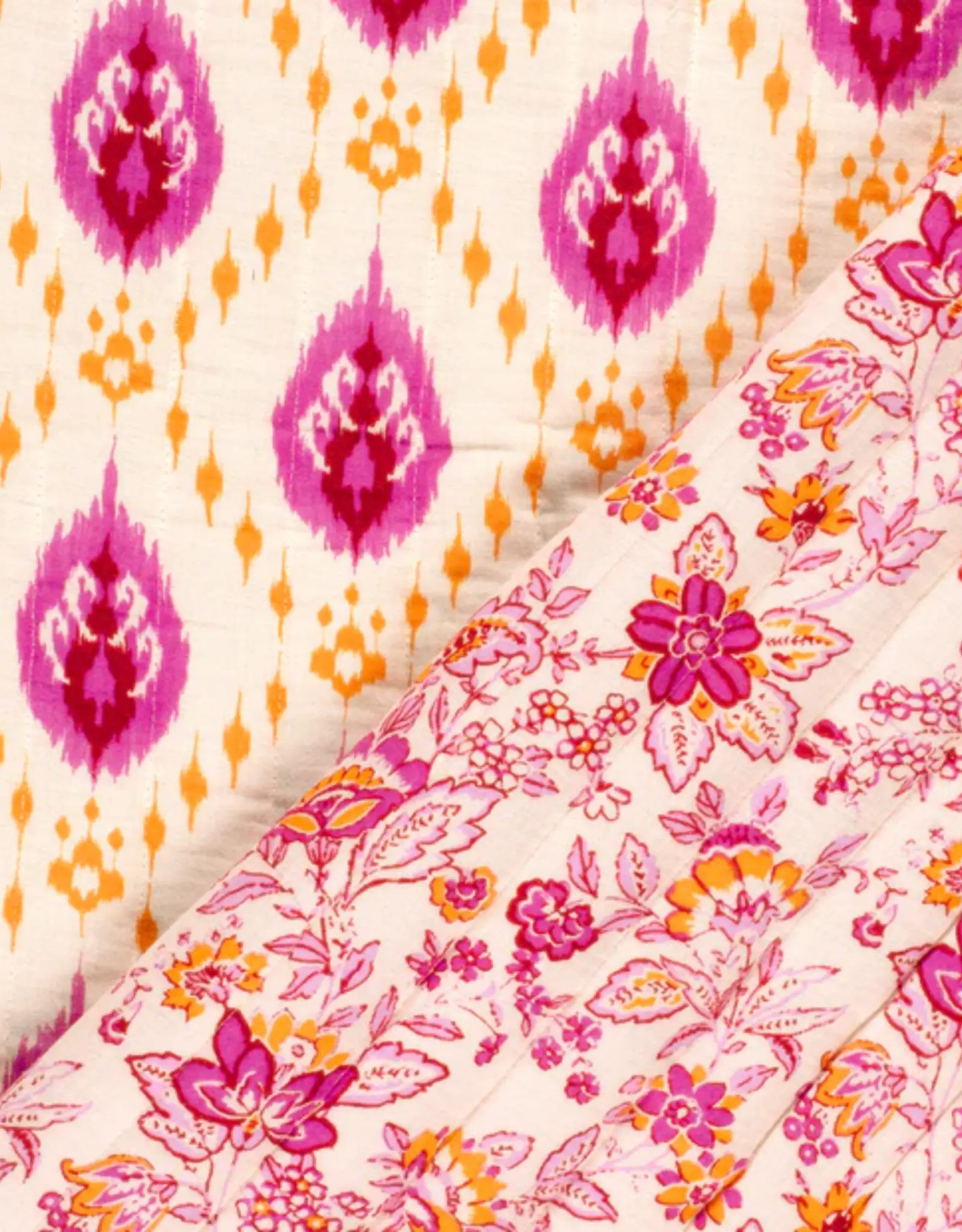 Mousseline gewatteerd dubbelzijdig abstract fuchsia bloem