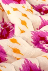 Mousseline gewatteerd dubbelzijdig abstract fuchsia bloem Mousseline gewatteerd dubbelzijdig abstract fuchsia bloem