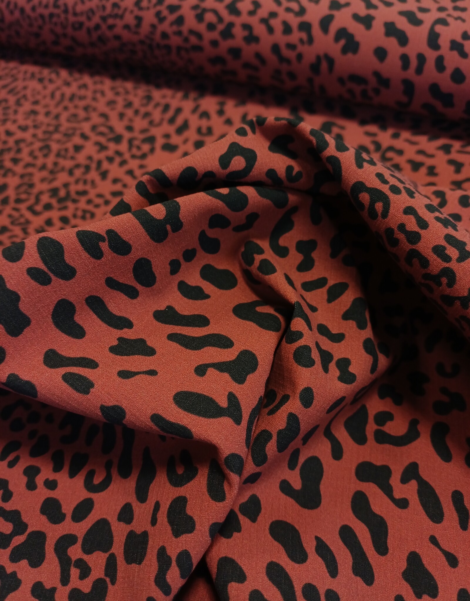 Waterproof rip stop leopard terracotta