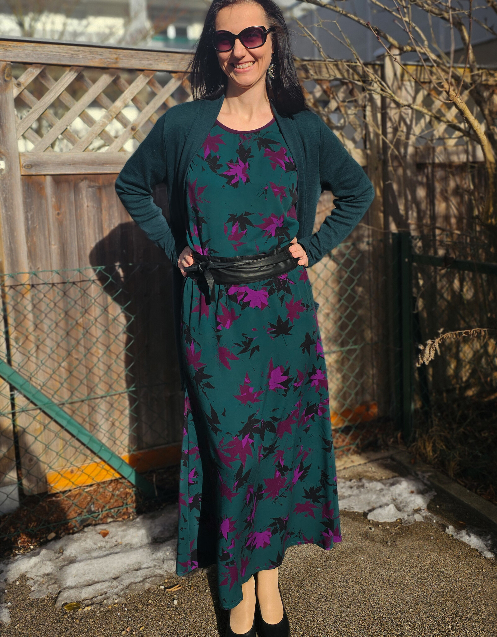 Viscose Acer bladerenprint donkerpetrol aubergine