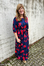 Viscose Acer bladerenprint marine blauw rood