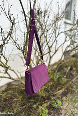 Caracas stug fluweel golfjesprint aubergine