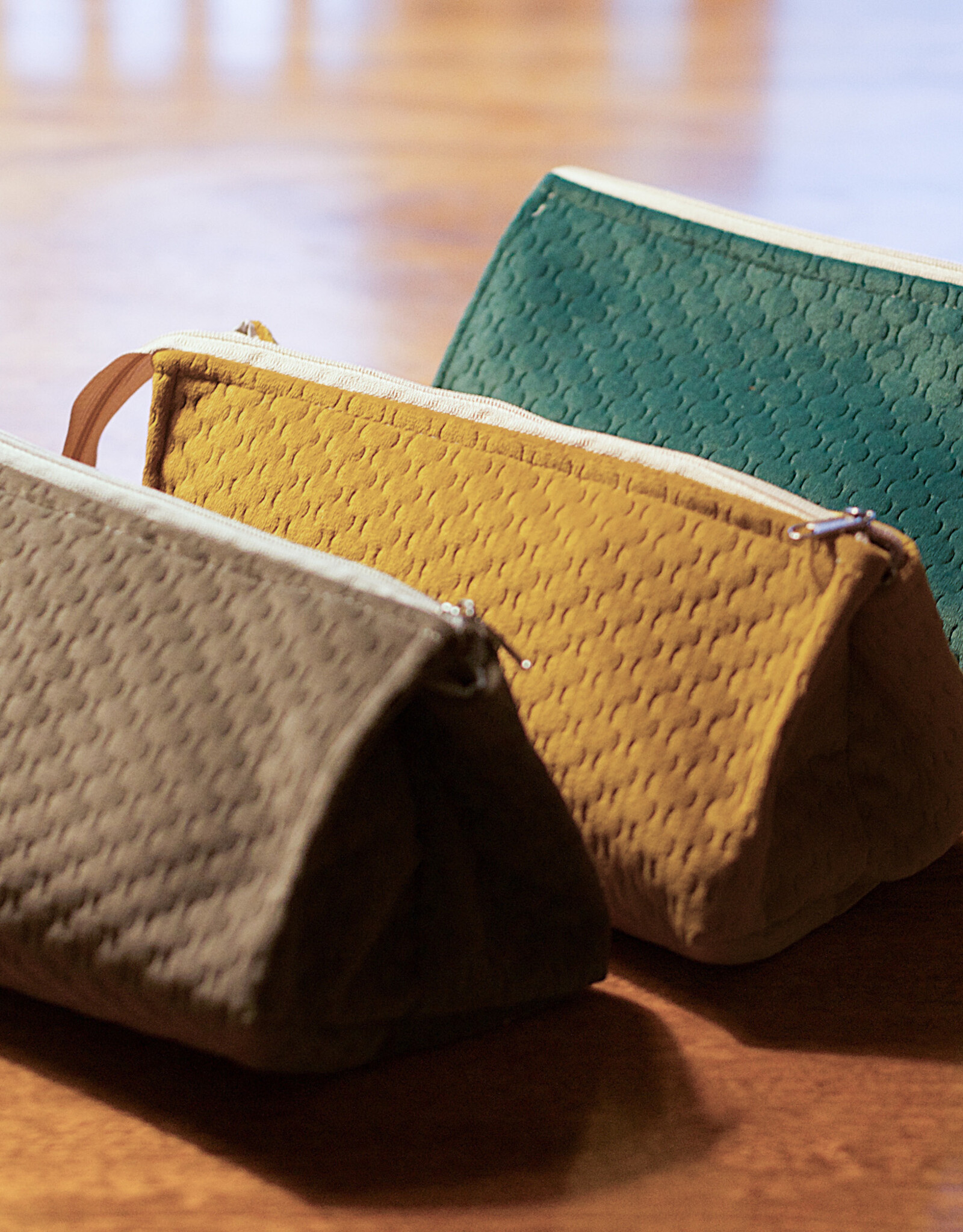 Caracas stug fluweel golfjesprint dennengroen