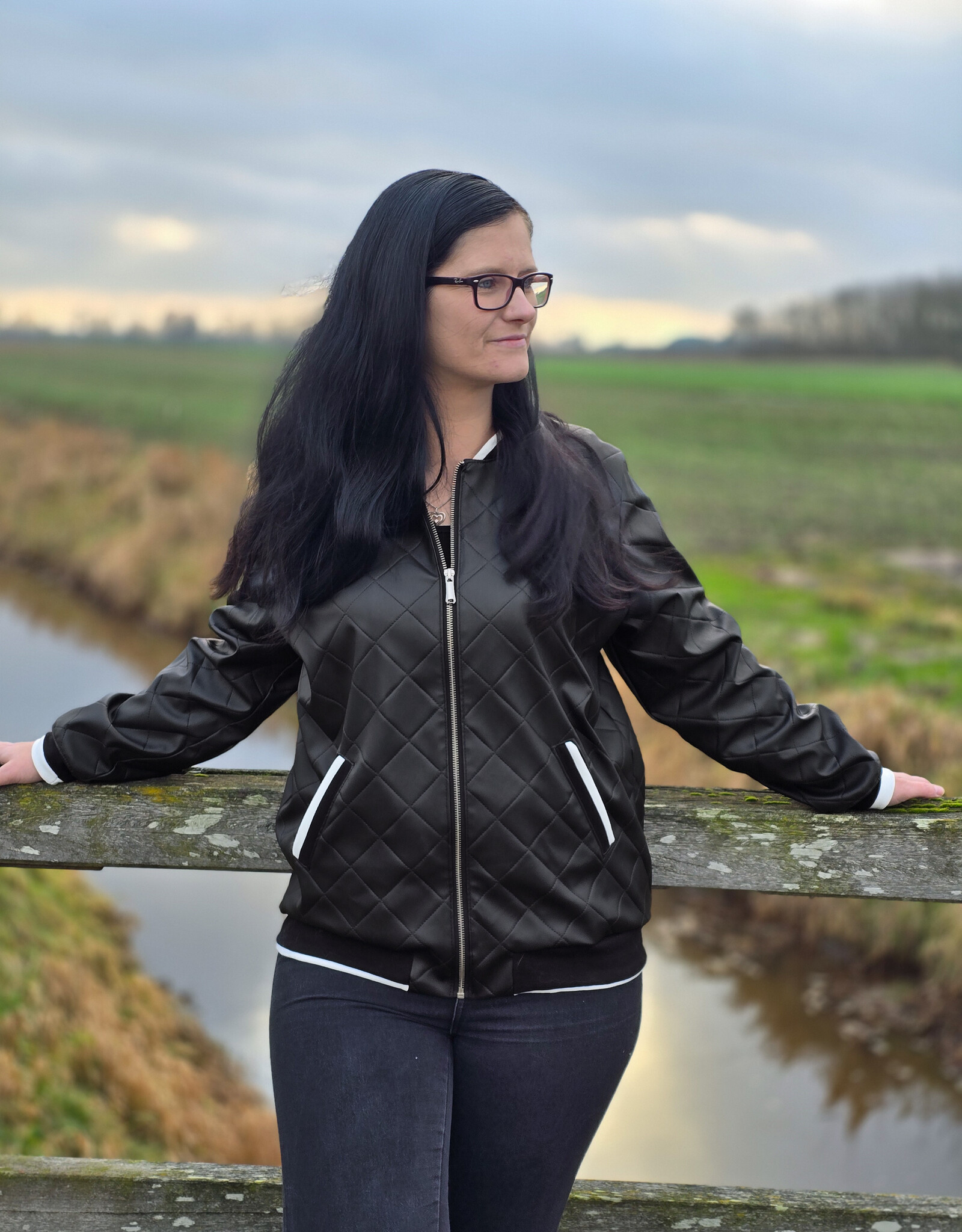 Squared imitatieleder zwart