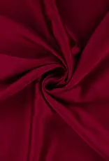 Viscose satijn met lichte stretch wijnrood