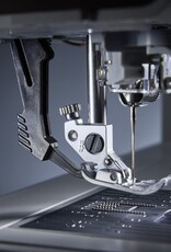 Pfaff  Quilt Expression 725