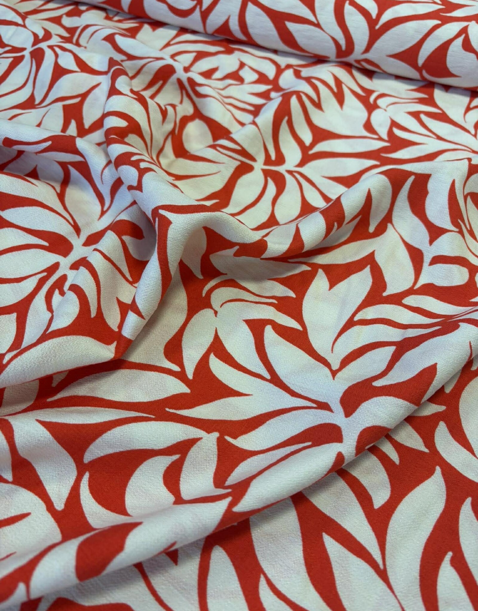 Viscose Air Jet red - deadstock