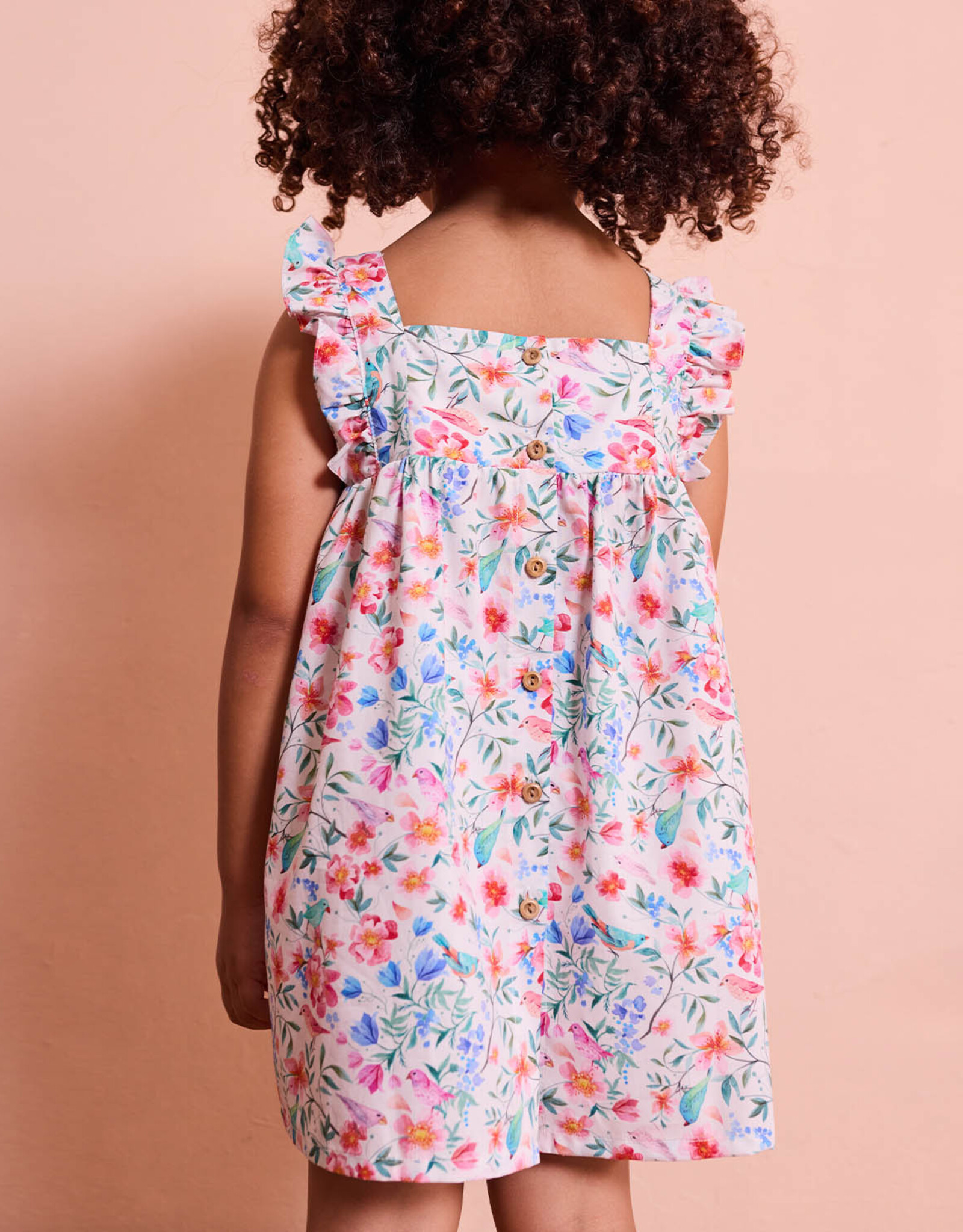 Katoen poplin vogeltjes en bloemetjes witte achtergrond