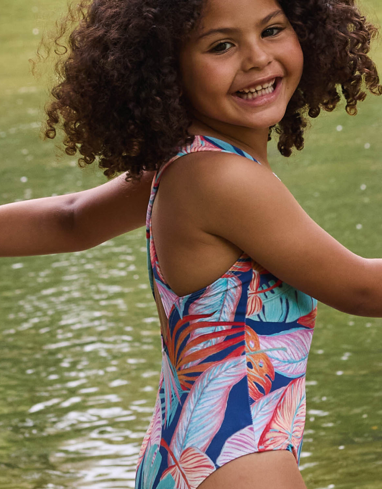 Lycra badpakkenstof bladerprint navy