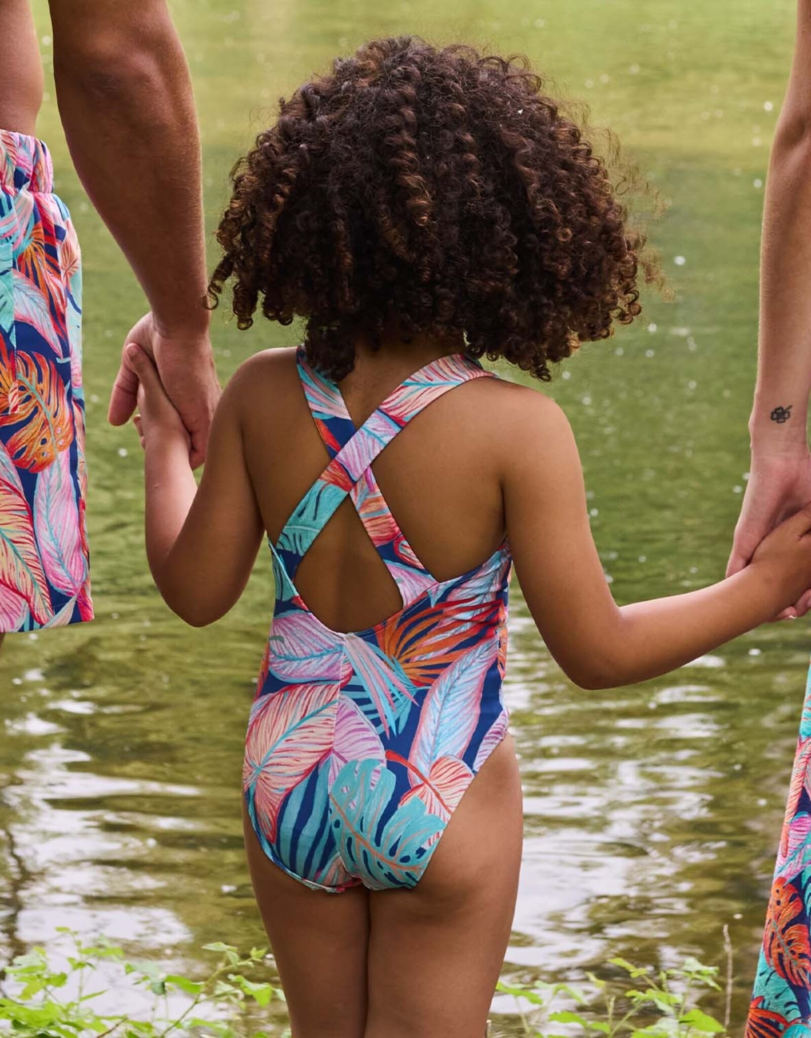 Lycra badpakkenstof bladerprint navy