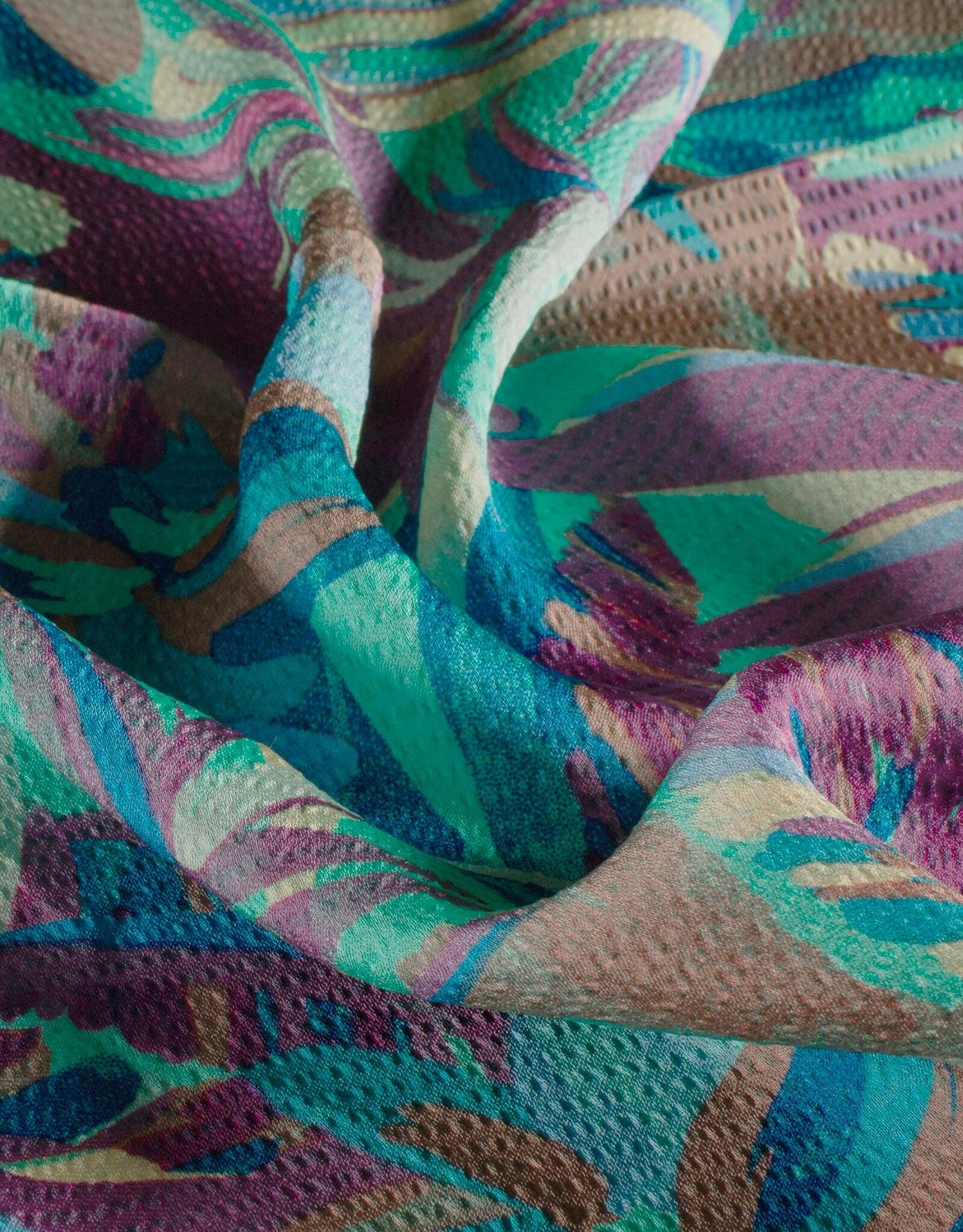 Crepe met structuur turquoise/aubergine bladeren - My Image