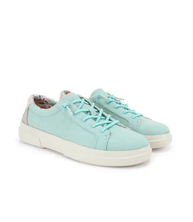 Walk In Pitas Iris Canvas Shoe