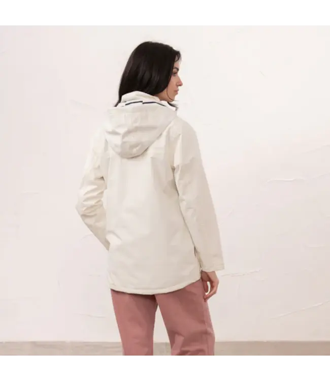 Lighthouse Beachcomber II. Chalk