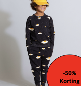 SNURK Trui met broek Eggs in space