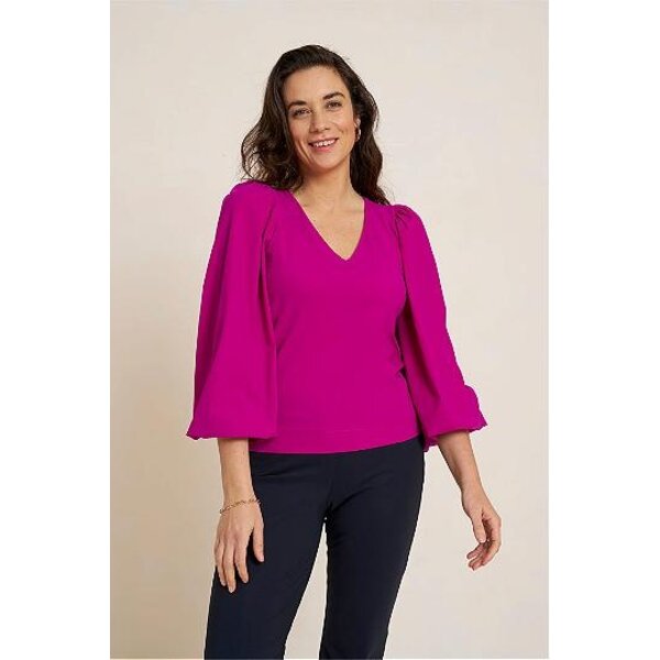 Studio Anneloes Top Fuchsia Travelstof Delft. Zolang de voorraad strekt.