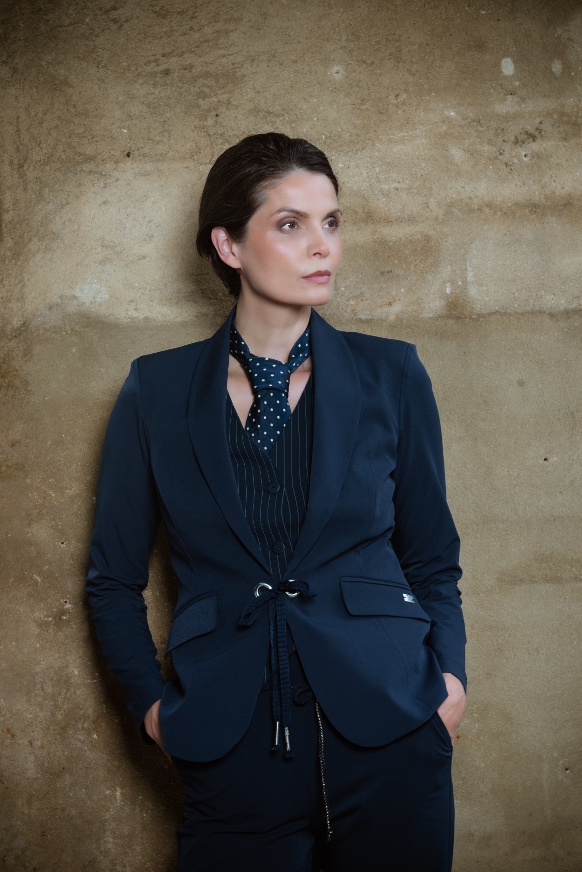 Blazer Ingrid bleekresistent non iron