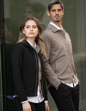 Modern zip overshirt
