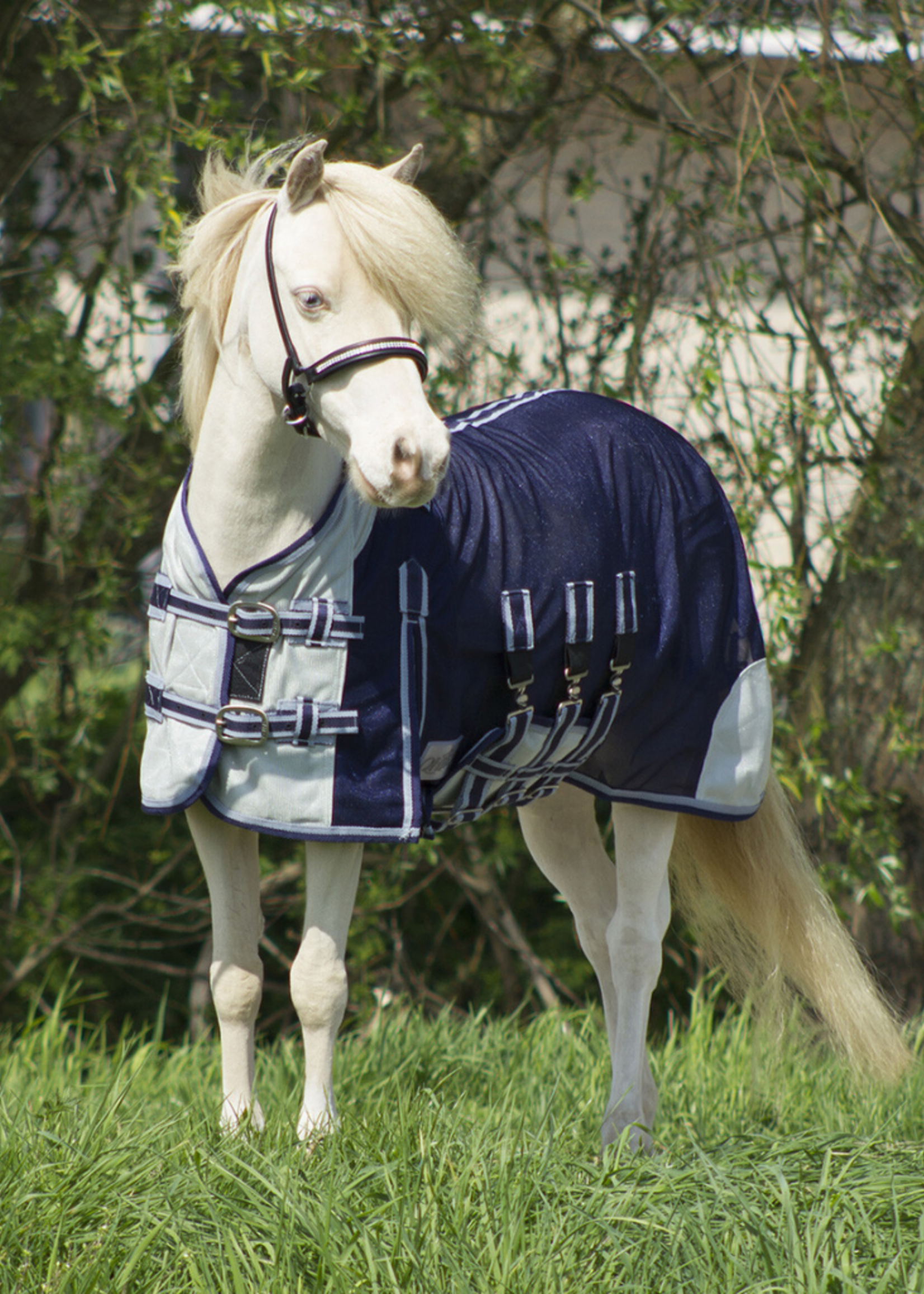 QHP QHP Vliegendeken met nek en kap Falabella