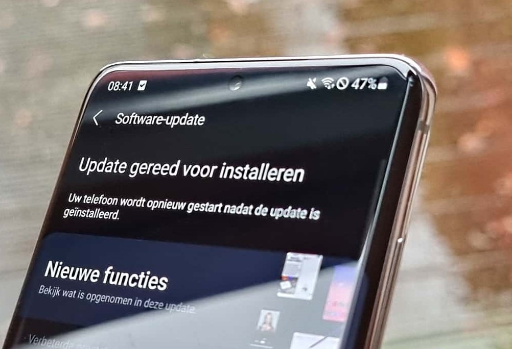 Samsung Galaxy S23 seamless updates