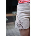 Short Shela