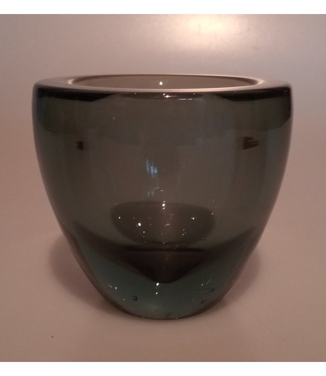Leerdam vase grau 1946