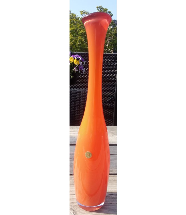 Siem van der Marel - Flaschenvase Iris orange