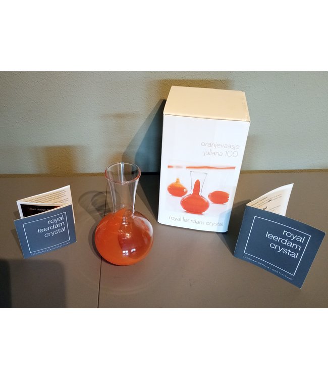 Siem van der Marel - Oranjevaasje Juliana 100 jaar (2009)