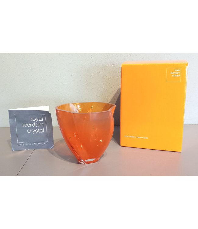 Oranje-Vase 75 Jahre Freiheit