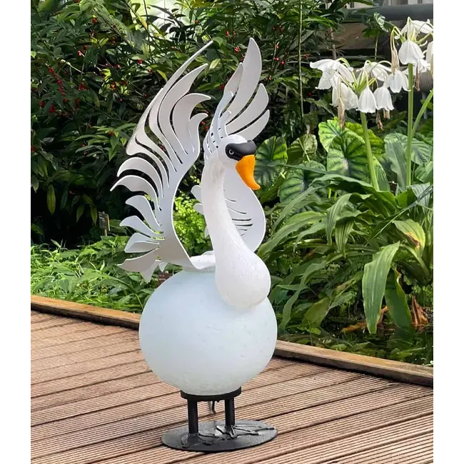 Borowski outdoor object HEKTOR