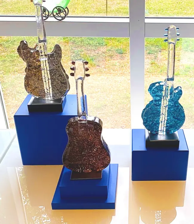 Kosta Boda Elvis Presley Gitarre 'Graceland'