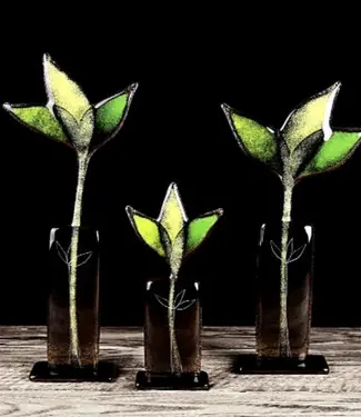 Glass Studio Habrat Habrat - Wiesenblume schwarz/dunkelzitro