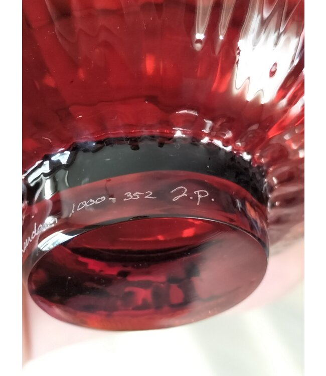 Jelena Popadic - KLEIN - Oranje-Vase (2005)