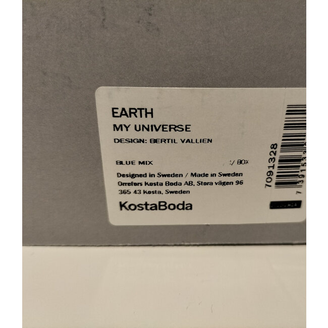 Kosta Boda Earth sculpture