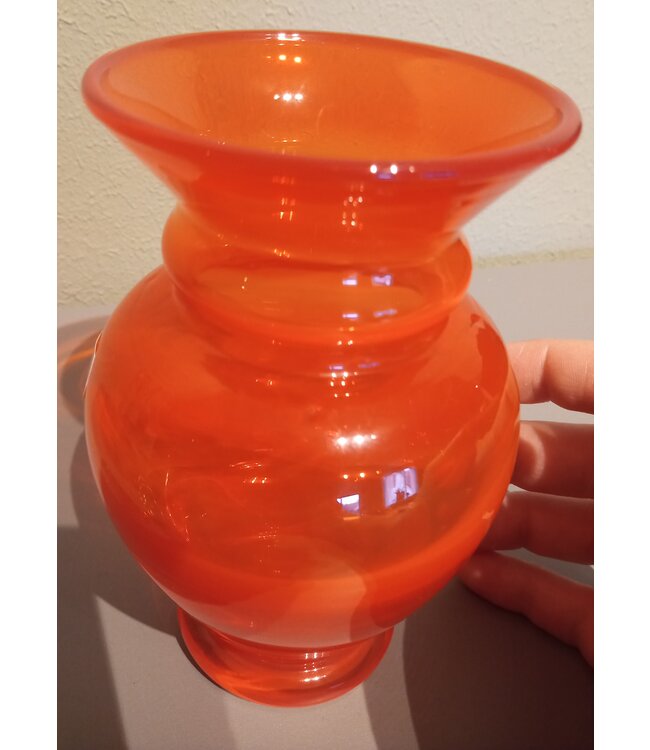 Oranje-Vase - Amalia 18  2021