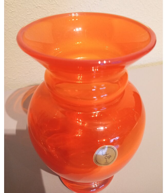 Oranje-Vase - Amalia 18  2021