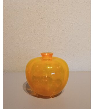Royal Leerdam Crystal Leerdam oranjevaasje Beatrix (1938)