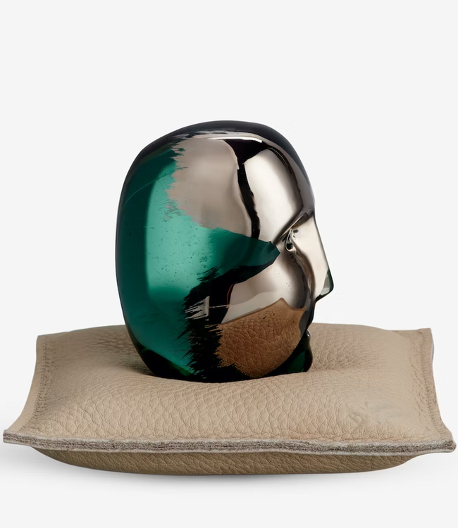 „Annual Brains 2024“ door Kosta Boda glaskunstenaar Bertil Vallien