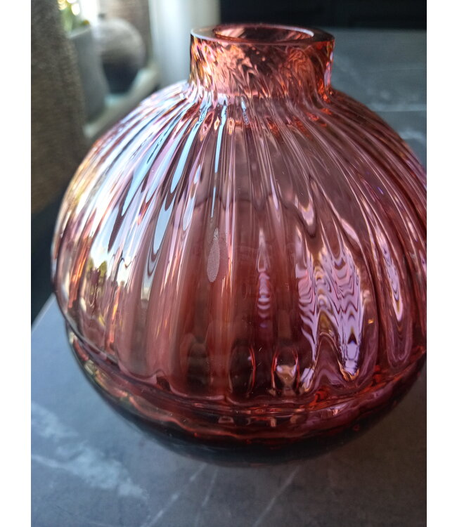 Jelena Popadic - KLEIN - Oranje-Vase (2005)