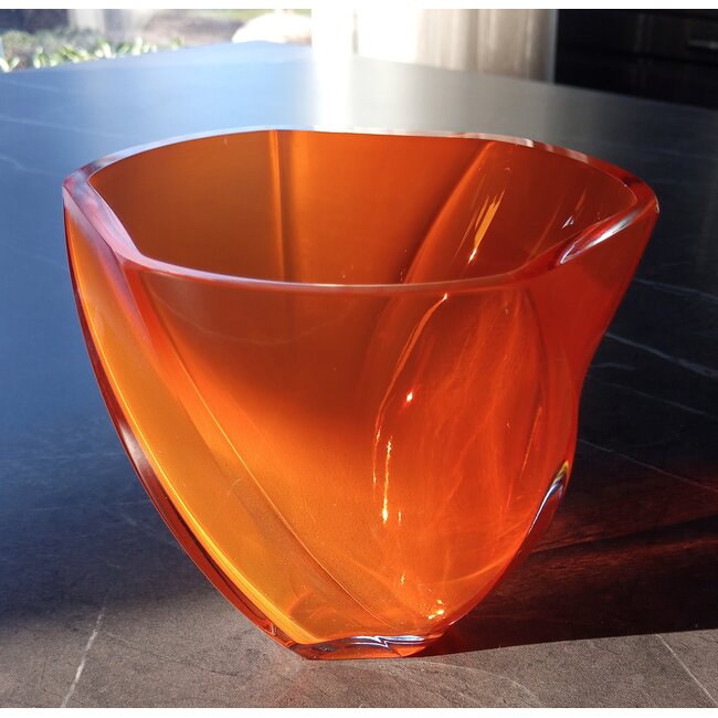 Oranje-Vase 75 Jahre Freiheit
