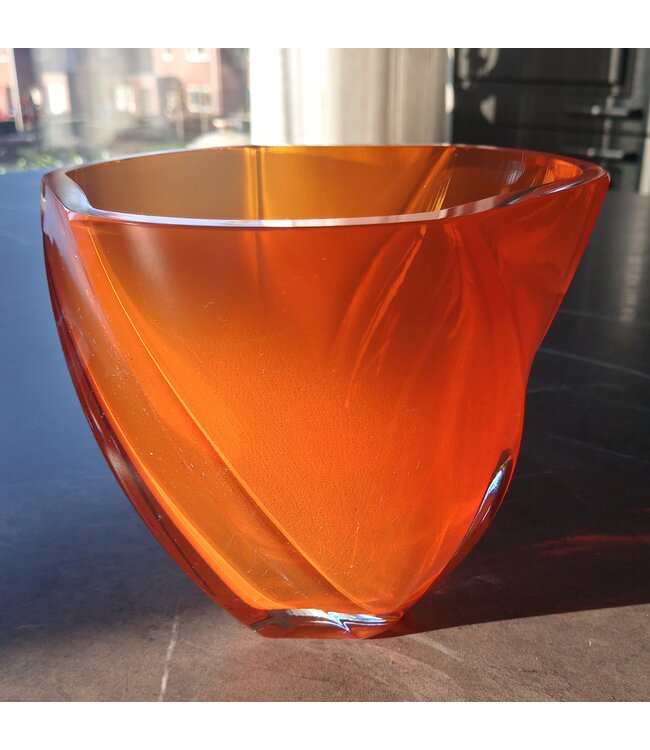 Oranje-Vase 75 Jahre Freiheit