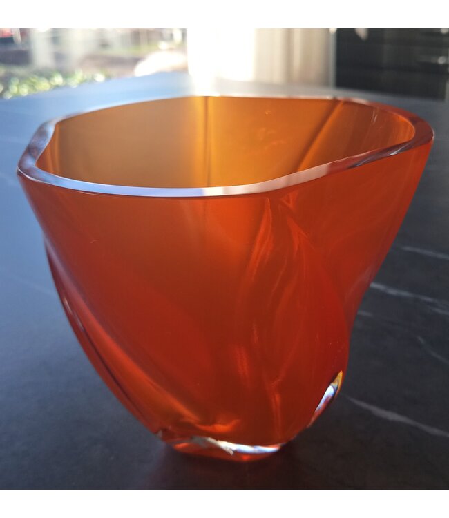 Oranje-Vase 75 Jahre Freiheit