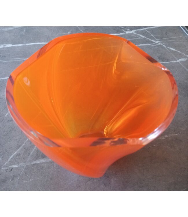 Oranje-Vase 75 Jahre Freiheit