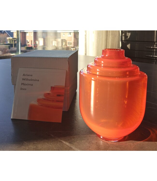 Floris Meydam - Ariane Oranje-Vase 2007